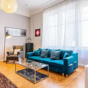  Apartamento Sleep'n With Air Conditioner